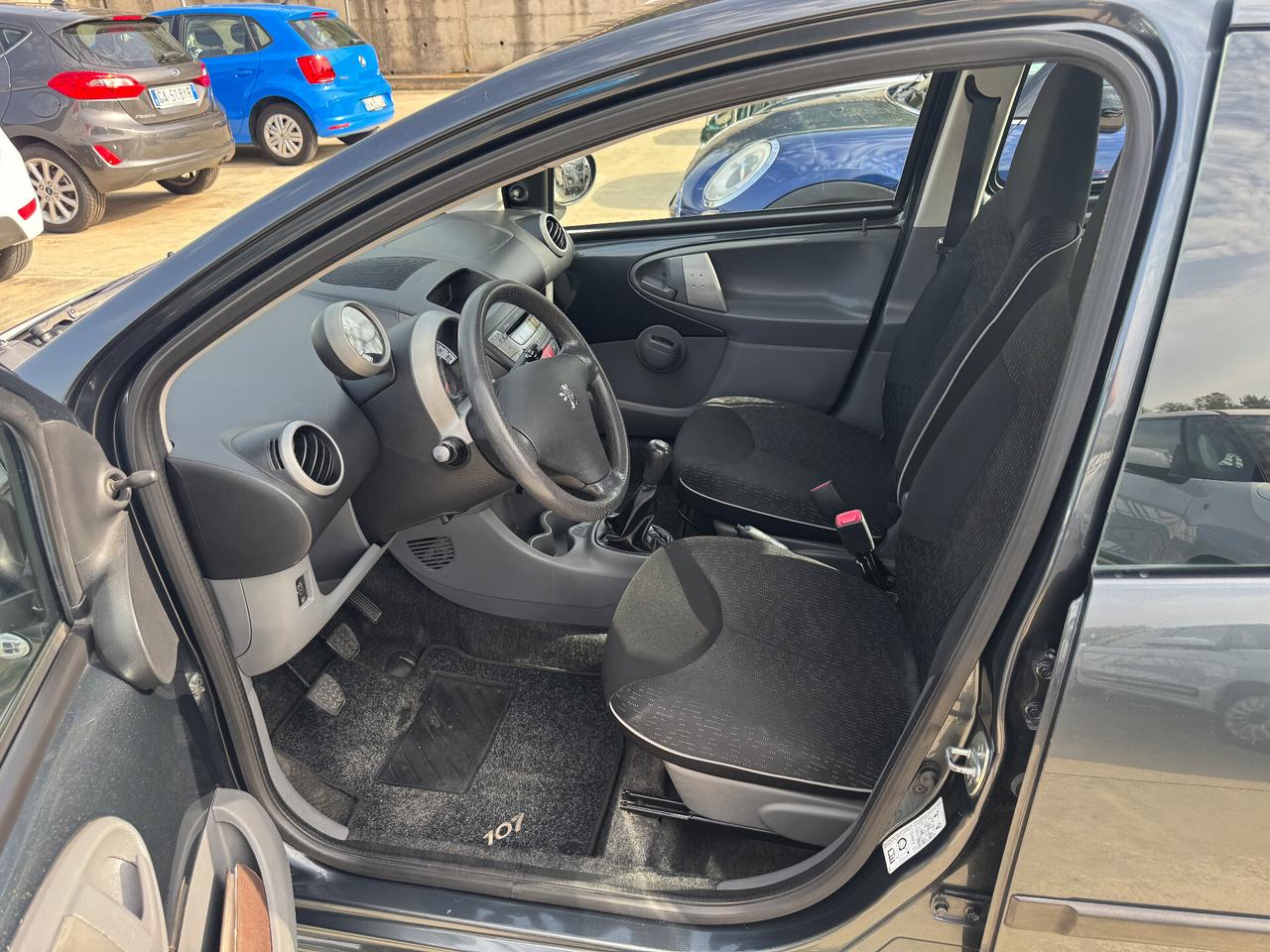 PEUGEOT 107 1.0 5porte *UNIPROPRIETARIO*/130.000KM