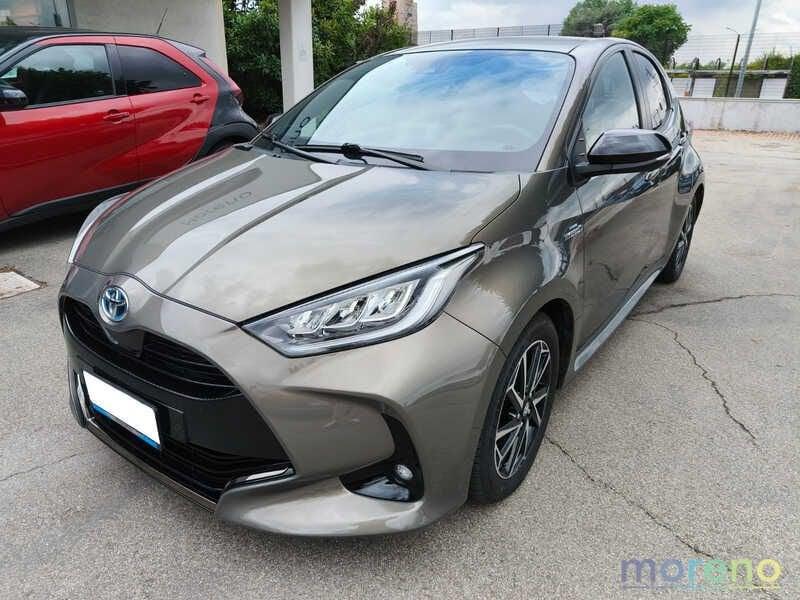 Toyota Yaris 1.5 hybrid Lounge