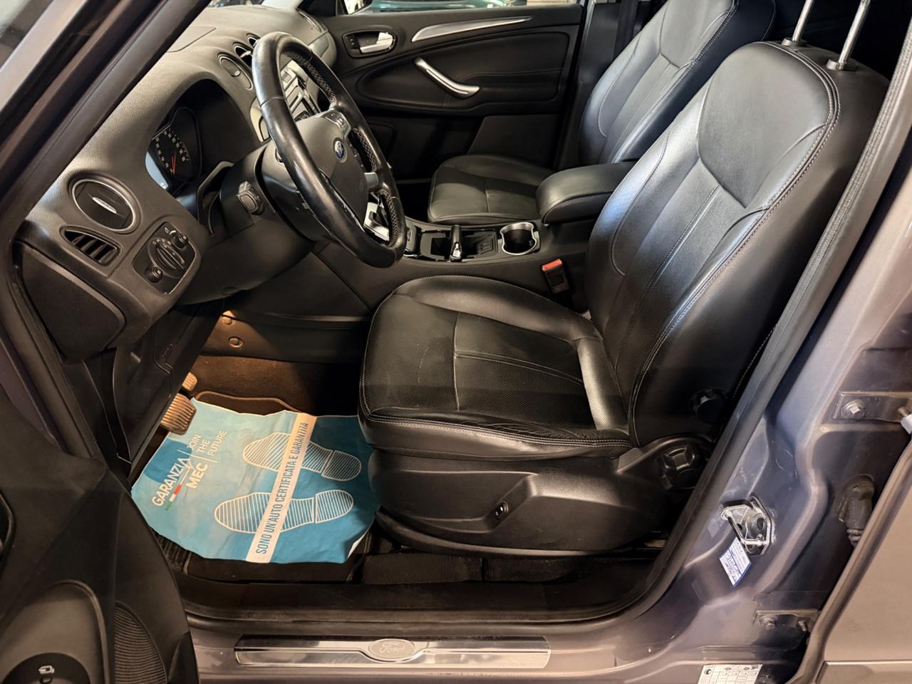 Ford S-Max 2.0 TDCi 163CV Powershift New Titanium