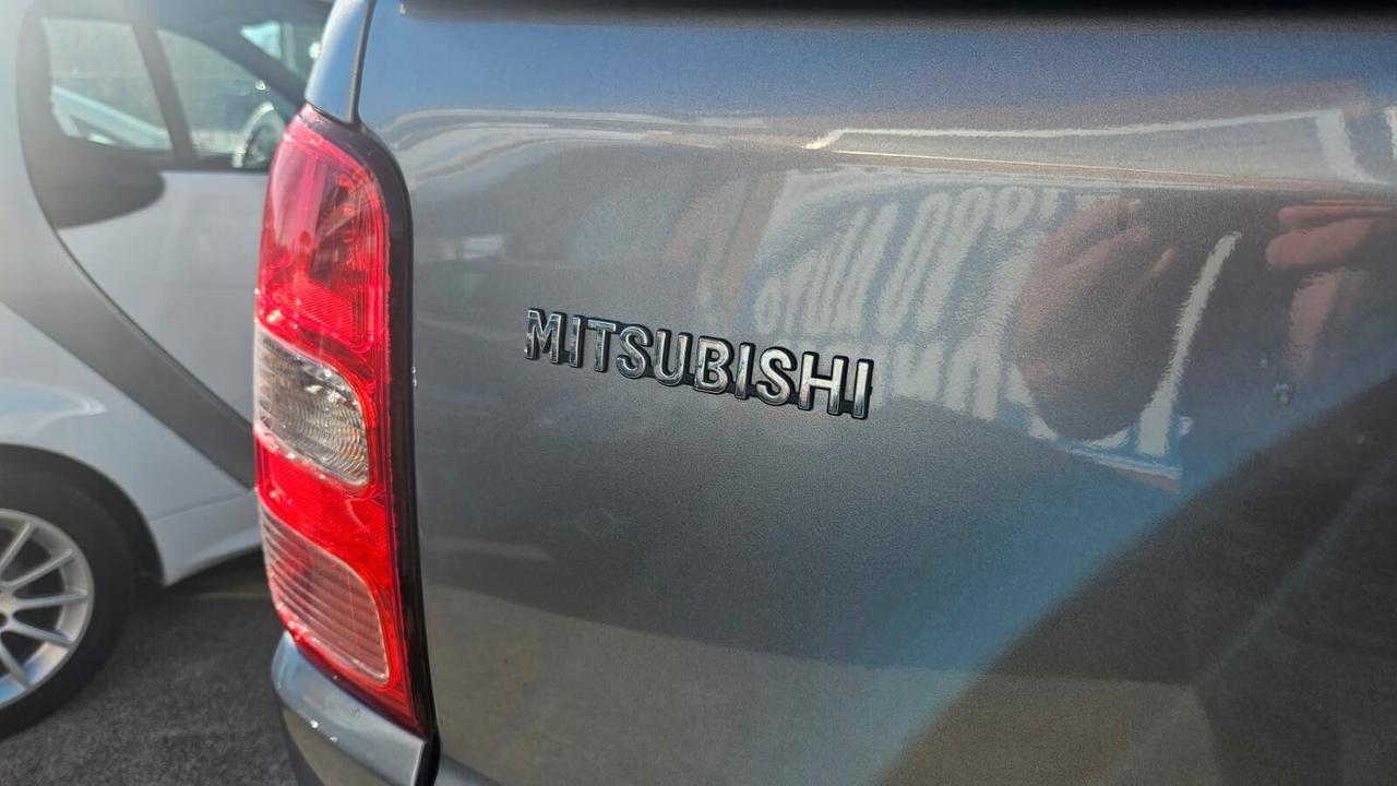 Mitsubishi L200 2.4 DI-D/154CV Double Cab Intense