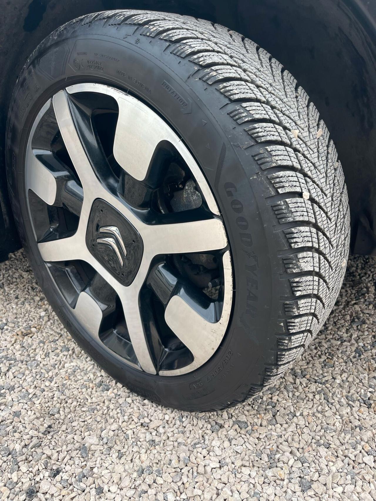 Citroen C4 Cactus BlueHDi 100 S&S Shine