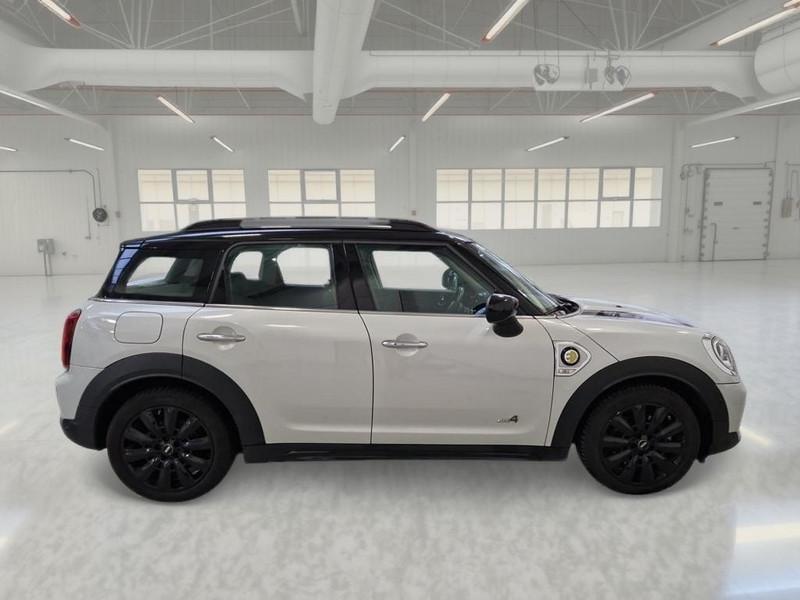 MINI COOPER SE COUNTRYMAN ALL4 Business autom.