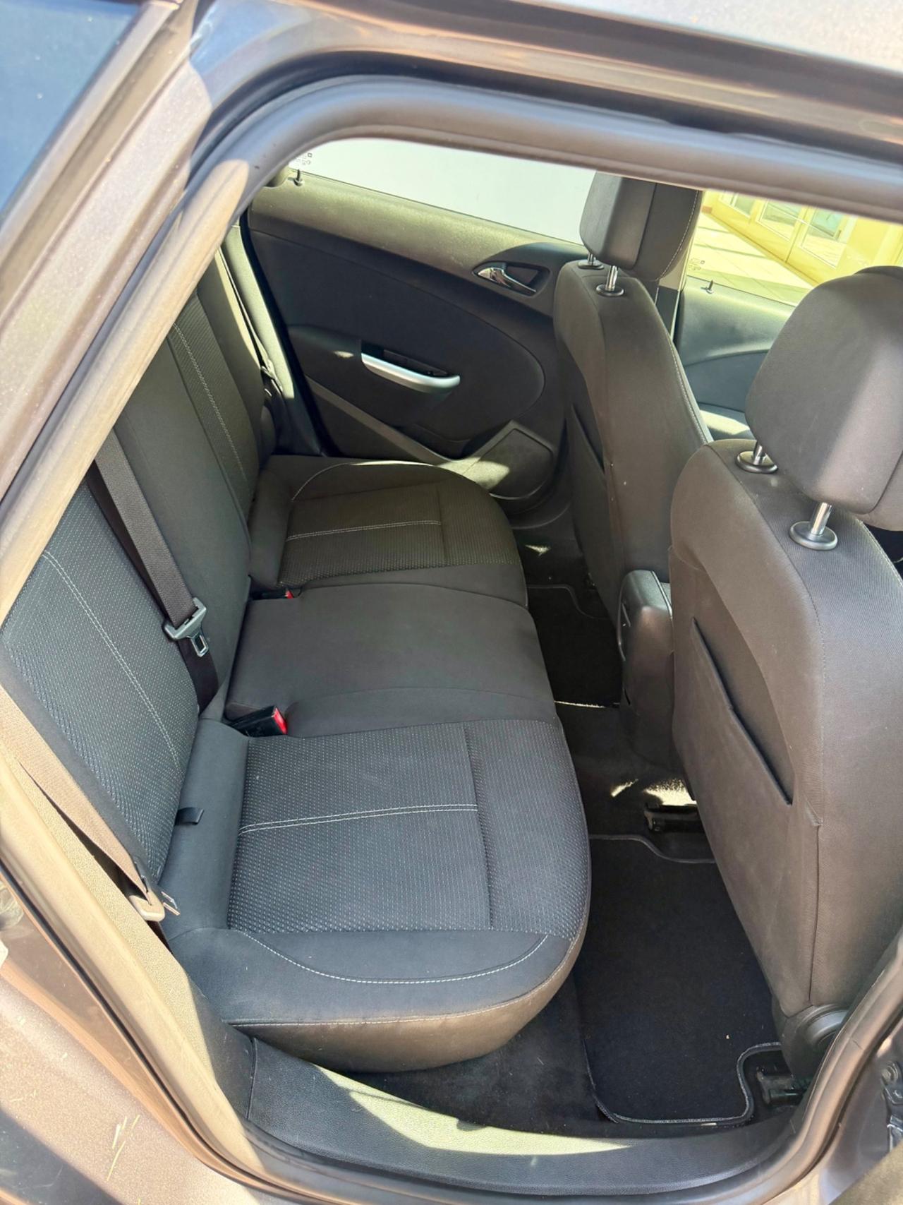 Opel Astra 2.0 CDTI 165CV Sports Tourer Cosmo S