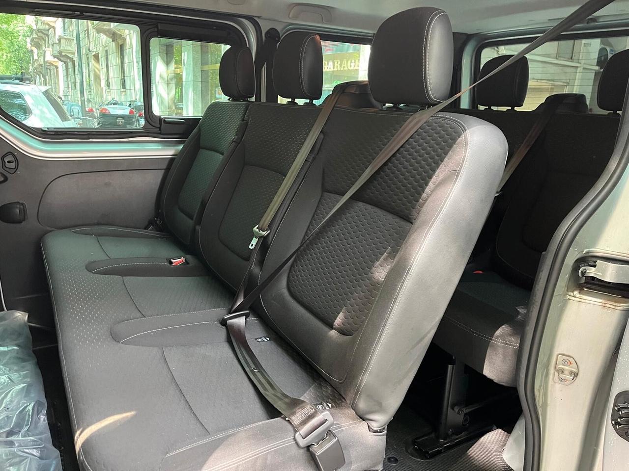 Opel Vivaro 29 1.6 BiTurbo 9 POSTI