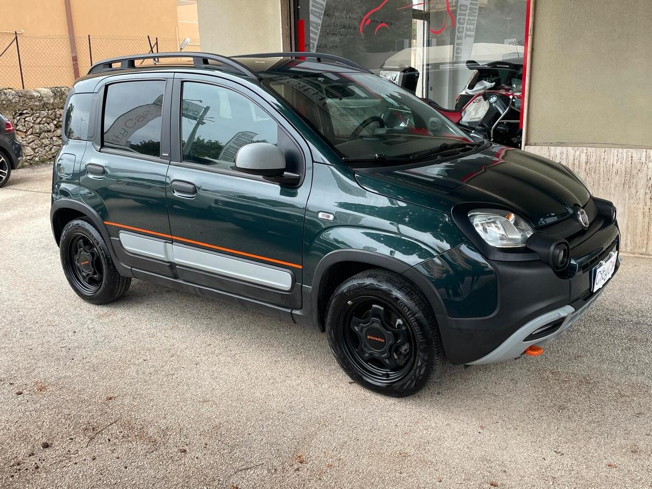 Fiat Panda 1.0 FireFly S&S Hybrid Garmin