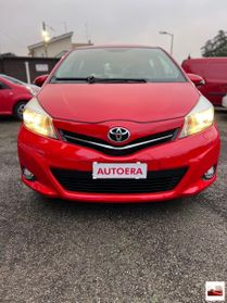 TOYOTA - Yaris - 1.4 D-4D 5p. Lounge