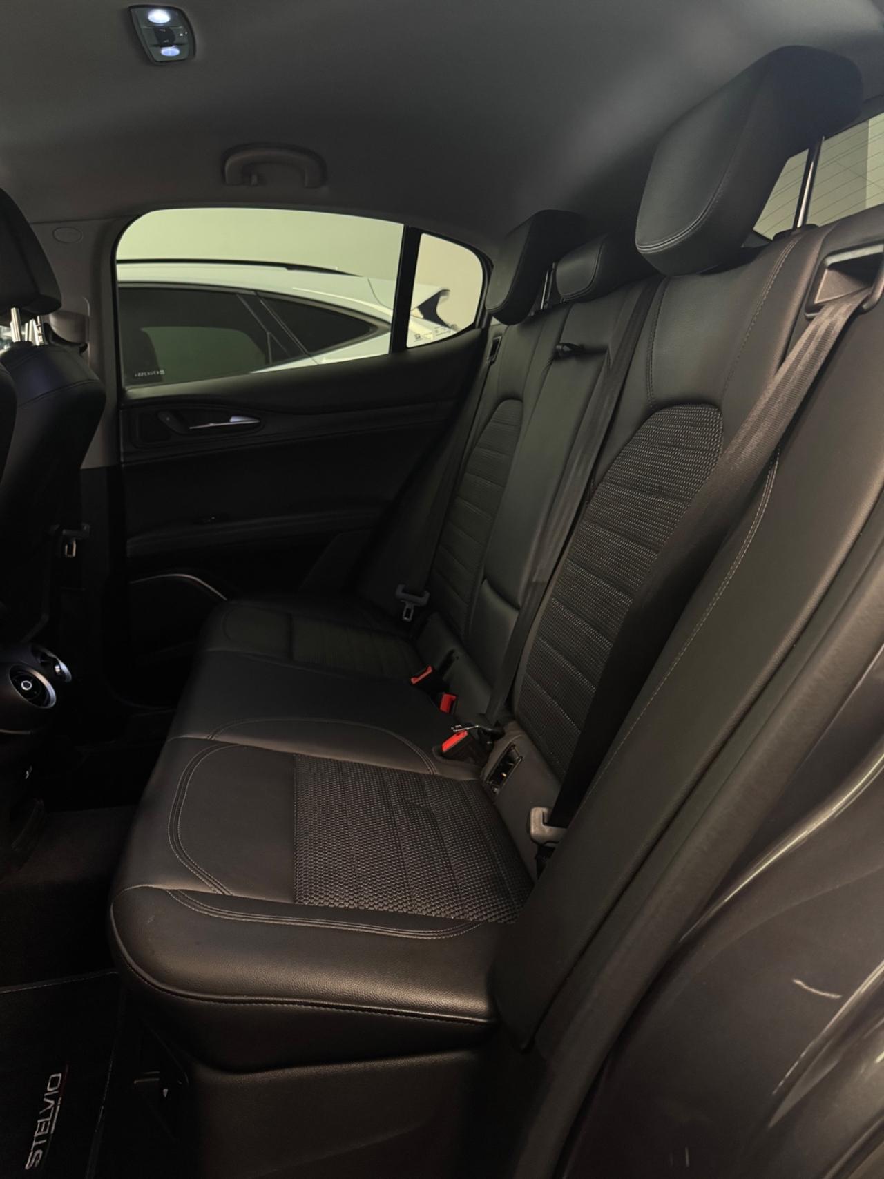 Alfa Romeo Stelvio 2.2 Turbodiesel 210 CV Q4 Super