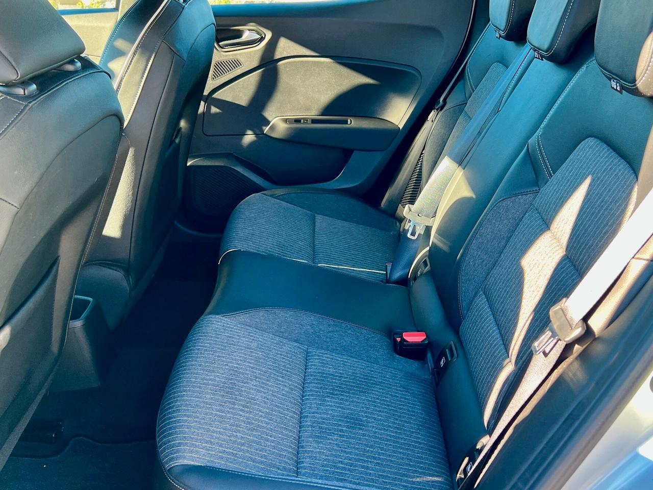 Renault Clio Full Hybrid E-Tech 140 CV Intens