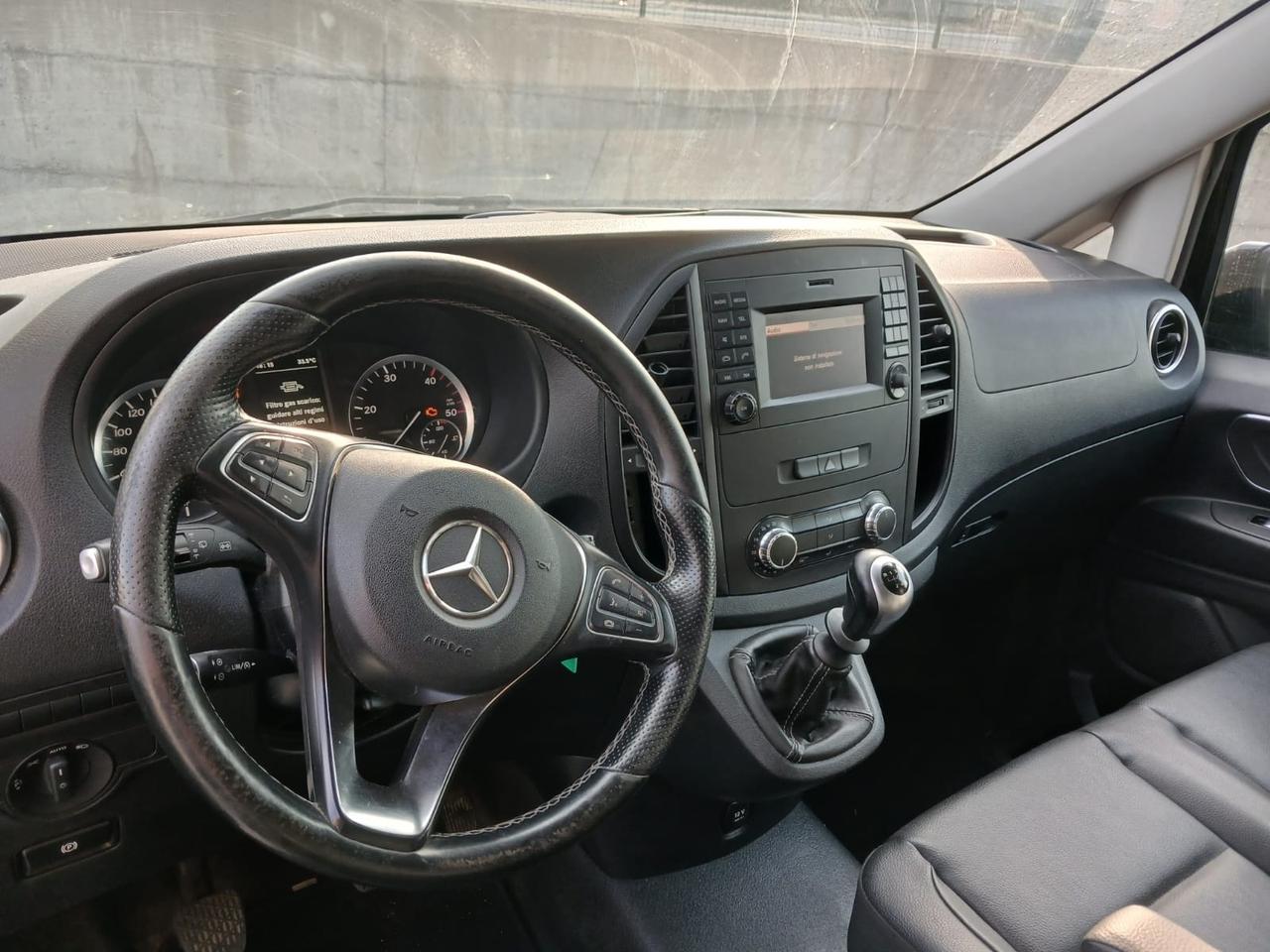 Mercedes-benz Vito 1.6 111 CDI PC Mixto Compact 6 POSTI