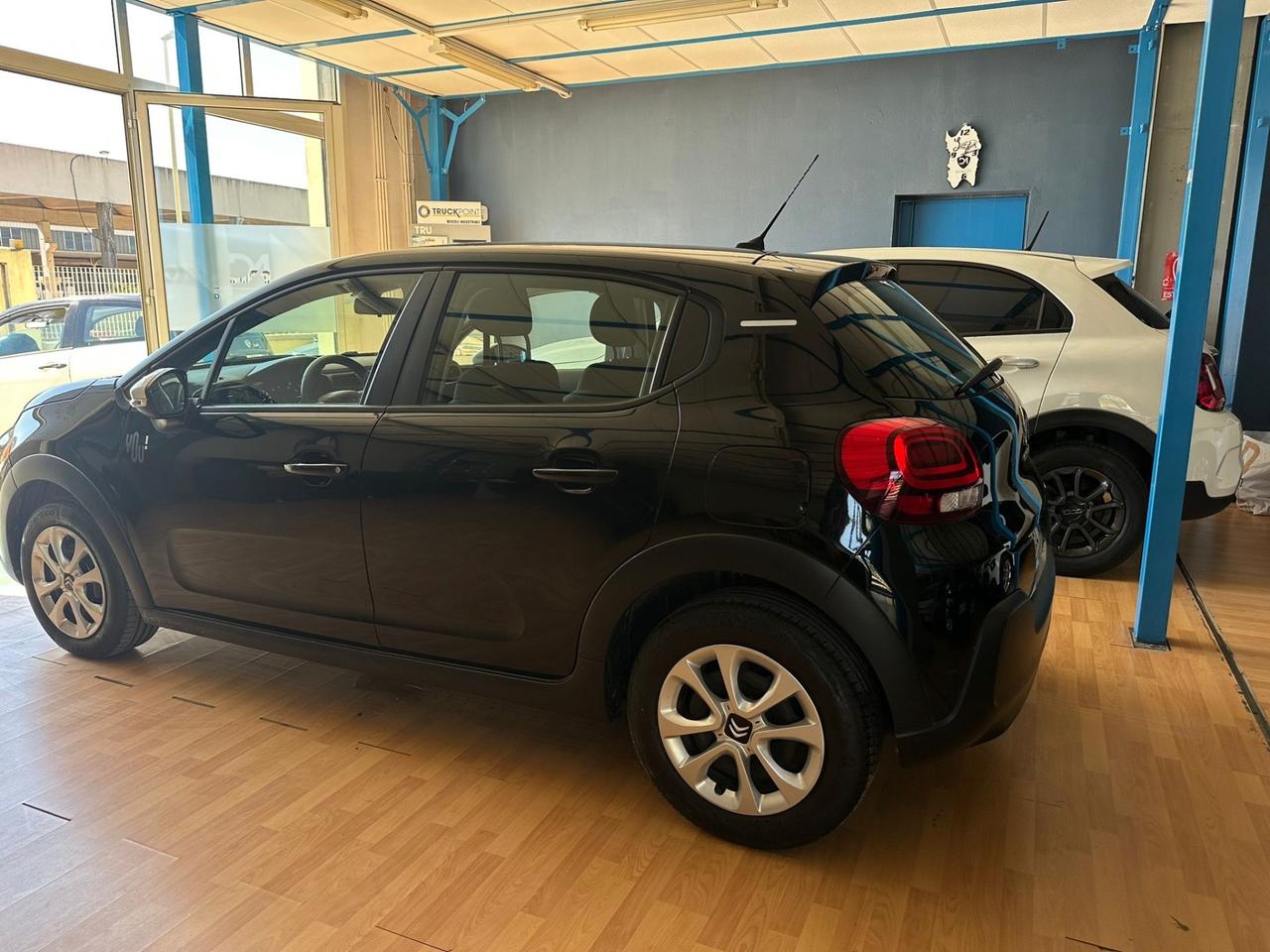Citroen C3 1.2 benz 2023 YOU!