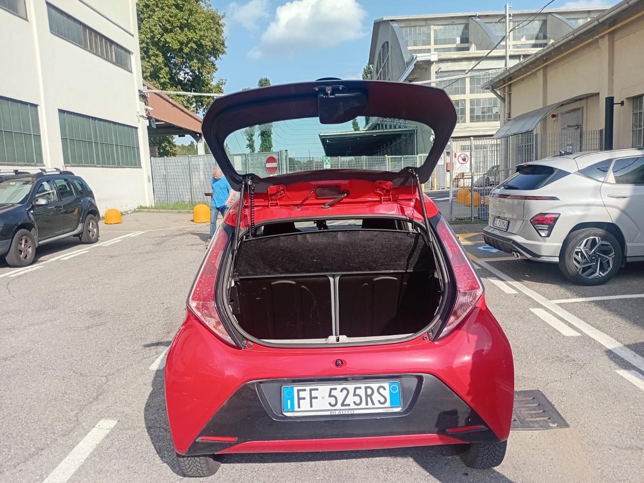 Toyota Aygo 1.0 VVT-i 69 CV 5 porte 11/2016