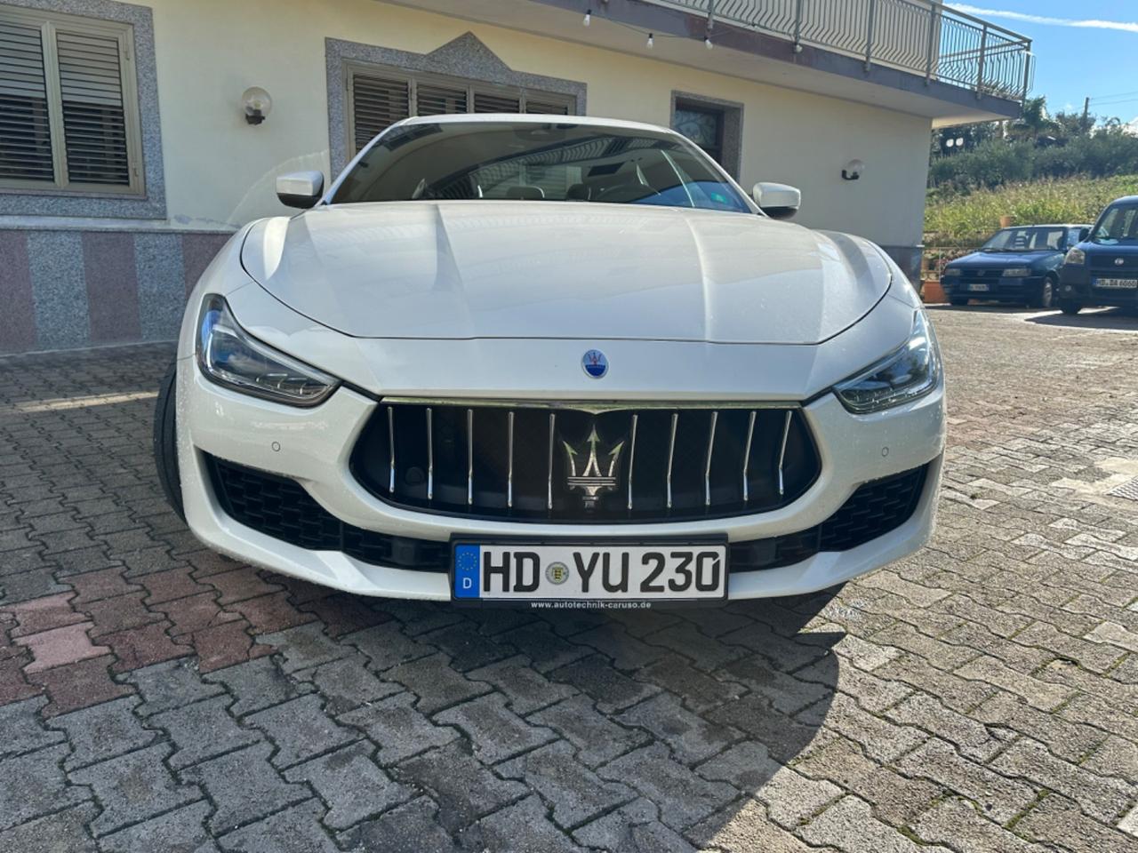 Maserati Ghibli 330 CV MHEV Executive