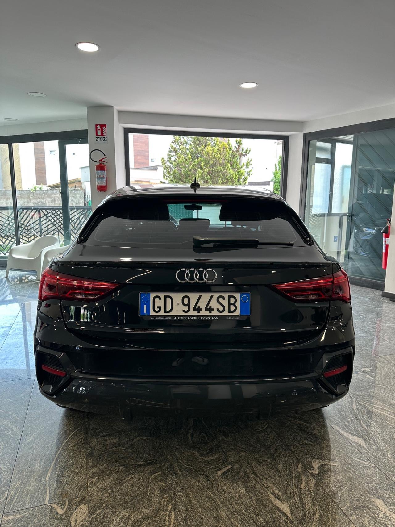Audi Q3 35 TDI S tronic