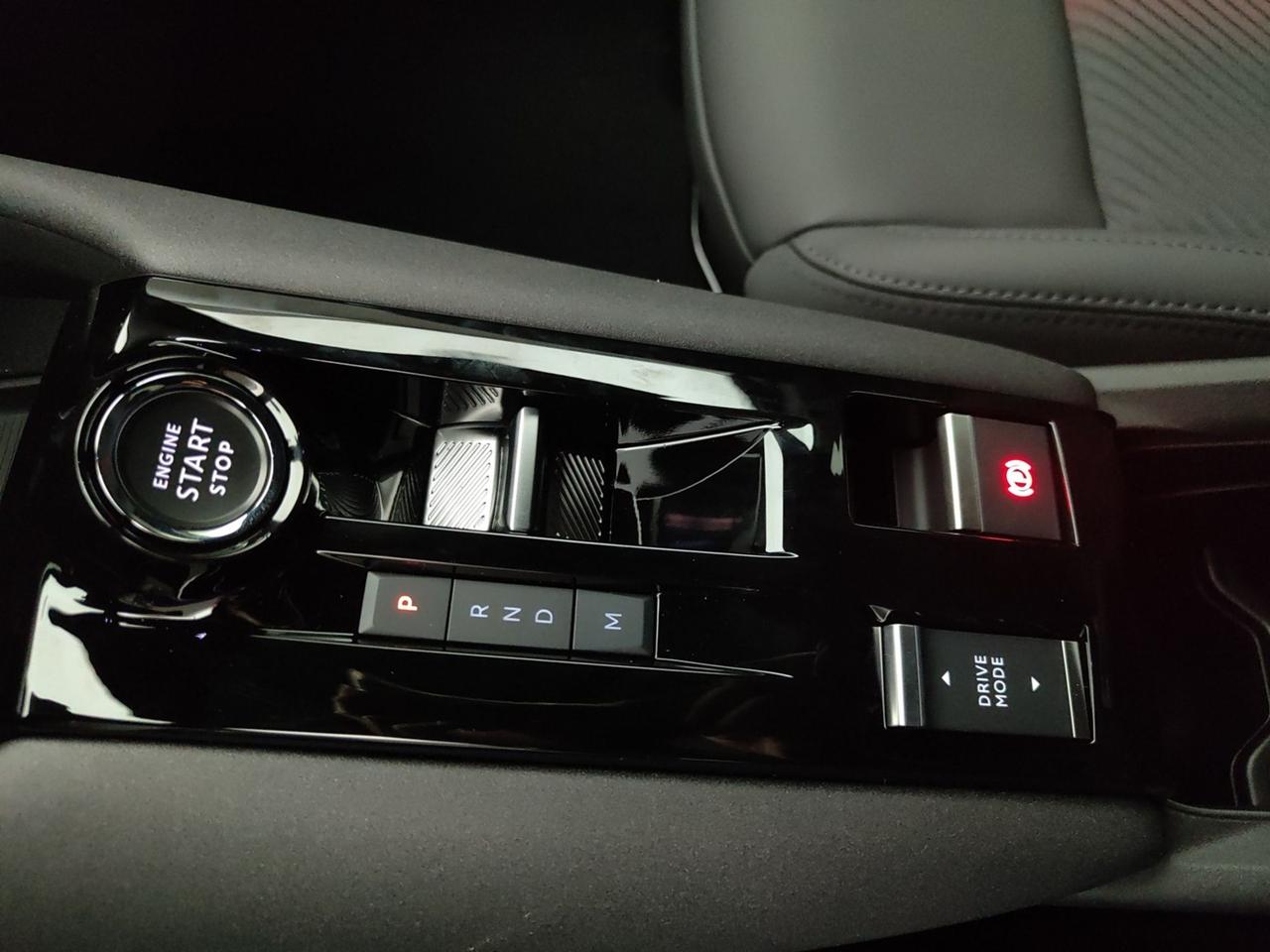 ALFA ROMEO Junior 1.2 145CV HYBRID EDCT6 SPECIALE