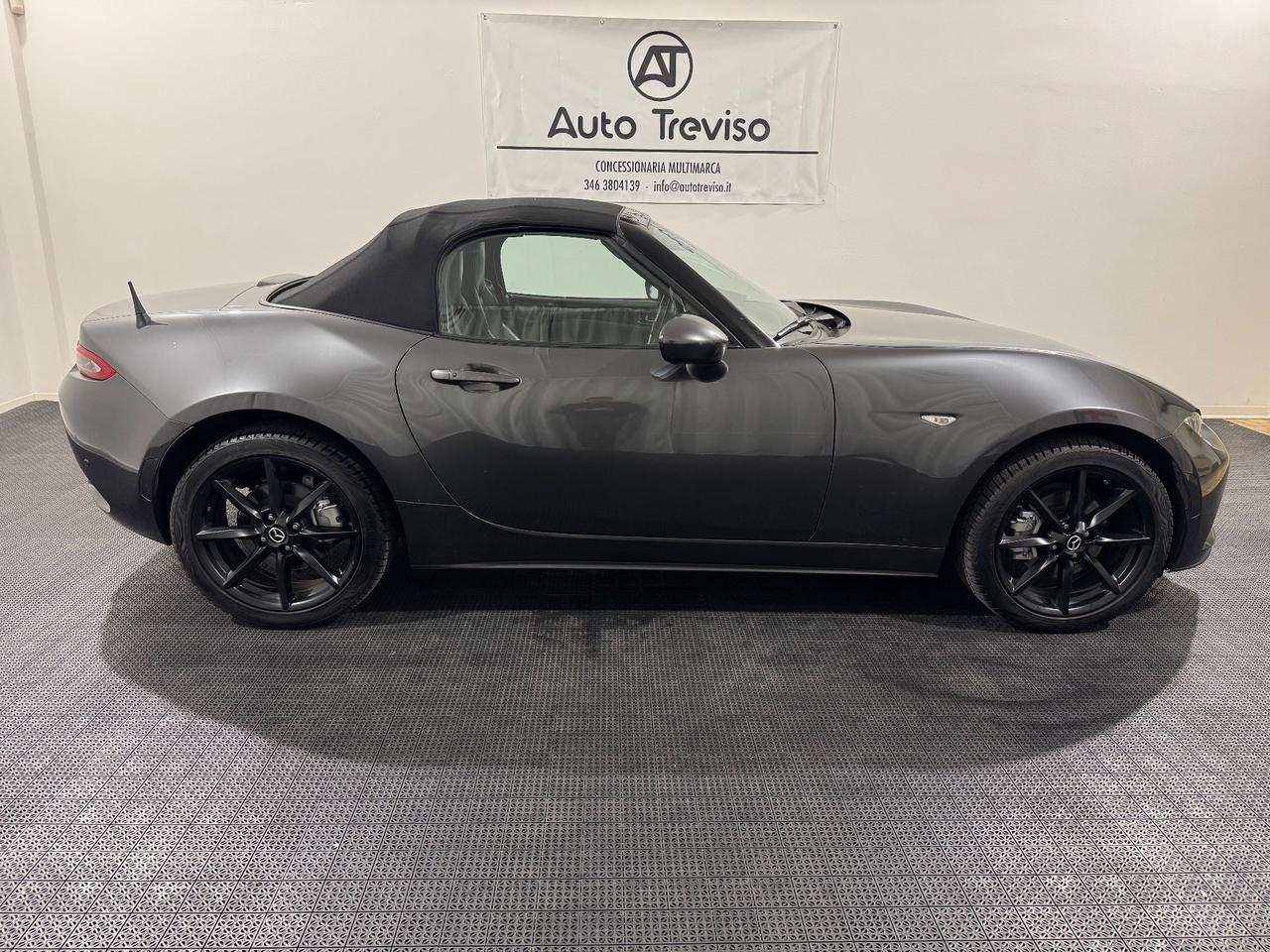 Mazda MX-5 2.0L Skyactiv-G Sport RECARO!!