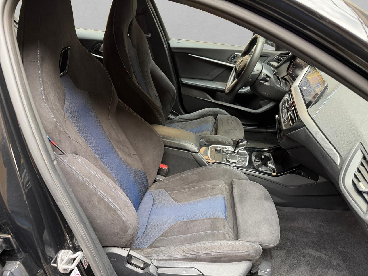 BMW 116 d M-sport -SEDILI A GUSCIO M"