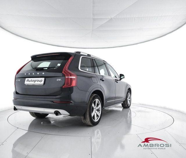 VOLVO XC90 D5 AWD Geartronic Momentum