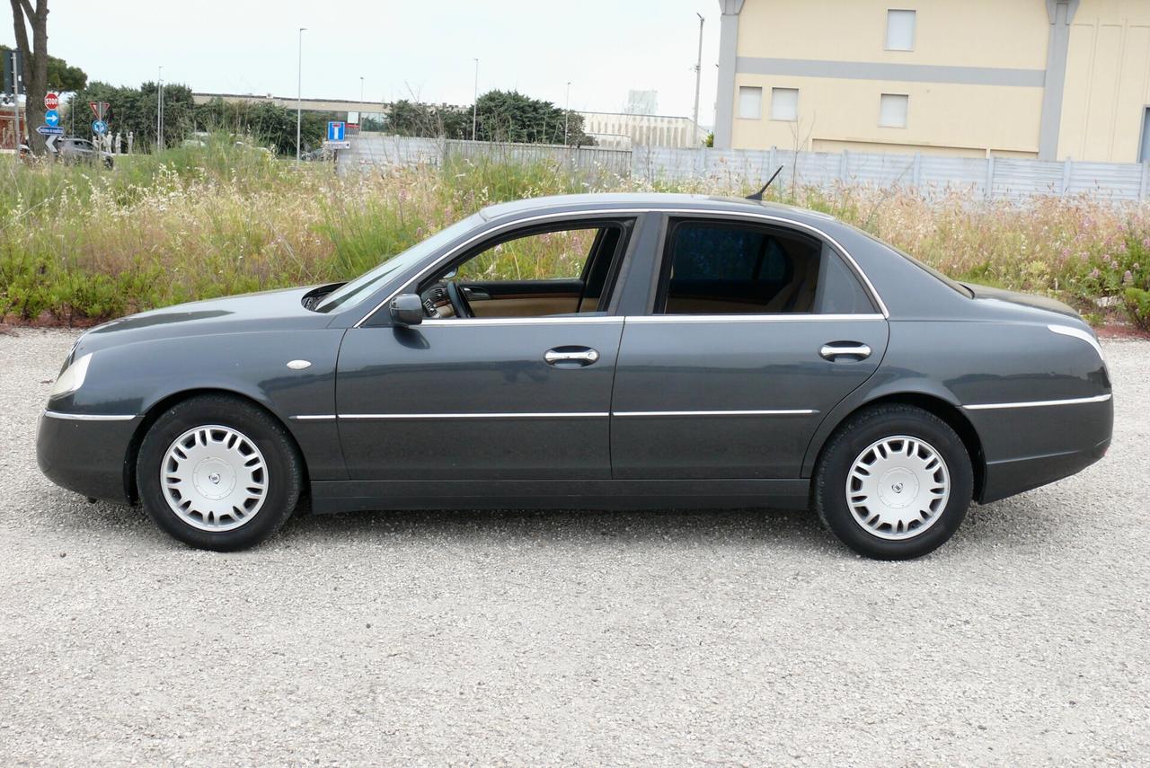 Lancia Thesis 2.4 JTD 20V aut. (M1328)