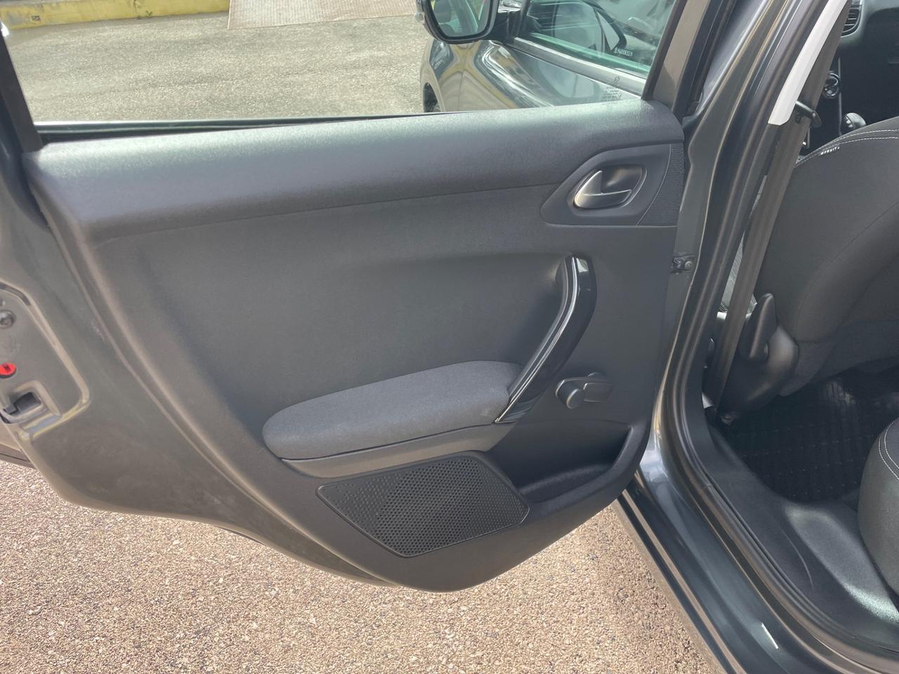 PEUGEOT 208 1.2 BENZINA 82 (CV) 2017