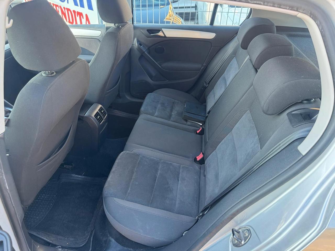 VW GOLF 1.6 TDI DSG 5p. NEOPATEN GARANZIA 12 MESI