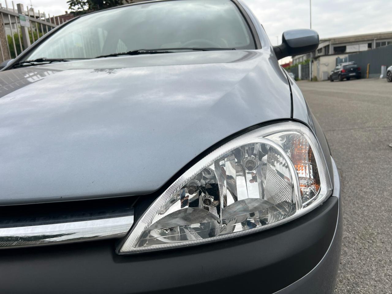 Opel Corsa 1.2i 16V cat 3 porte Comfort Euro 4 adatta a neopatentati