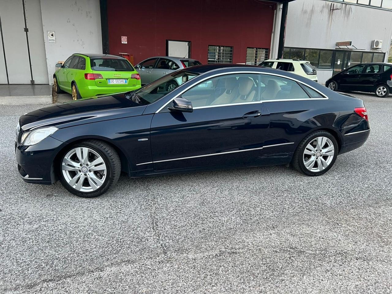 Mercedes-benz E 250 CDI Coupé BlueEFFICIENCY Avantgarde- Designo