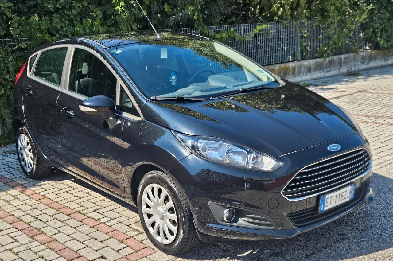 Ford Fiesta 1.4 5 porte Bz.- GPL