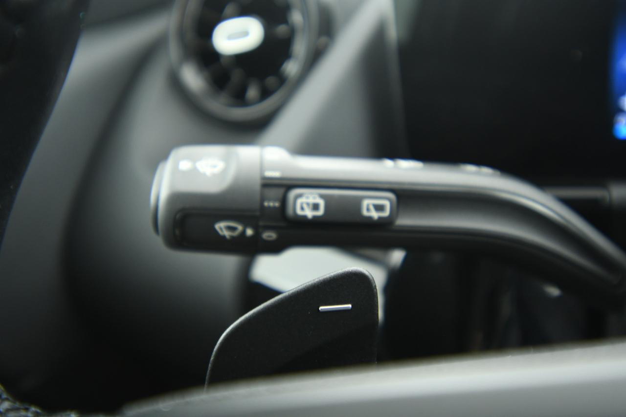 Mercedes-Benz GLA 200 d Business auto CAMERA+LED