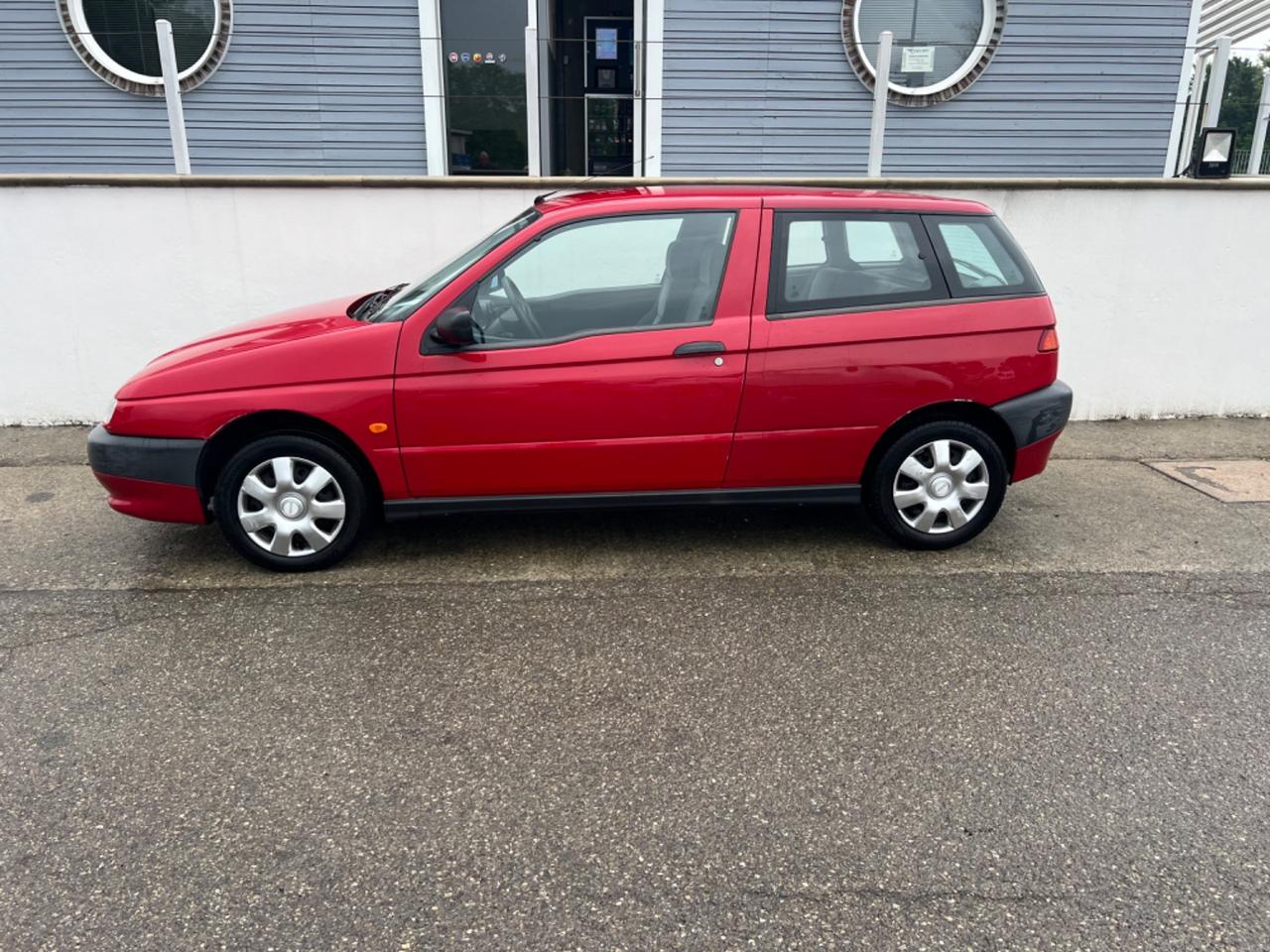 Alfa Romeo 145