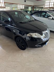 Lancia Ypsilon 1.2 69 CV 5 porte S&S Platinum