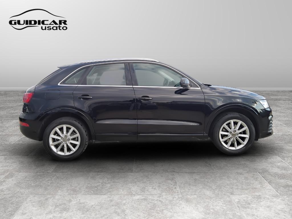 AUDI Q3 I 2015 - Q3 2.0 tdi Business 120cv