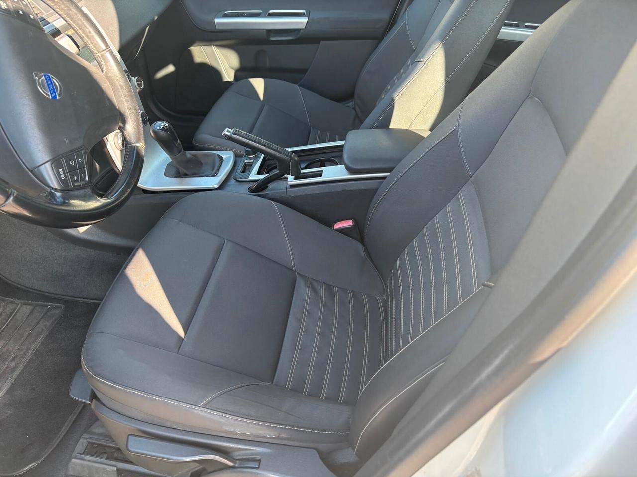 Volvo V60 D2 1.6