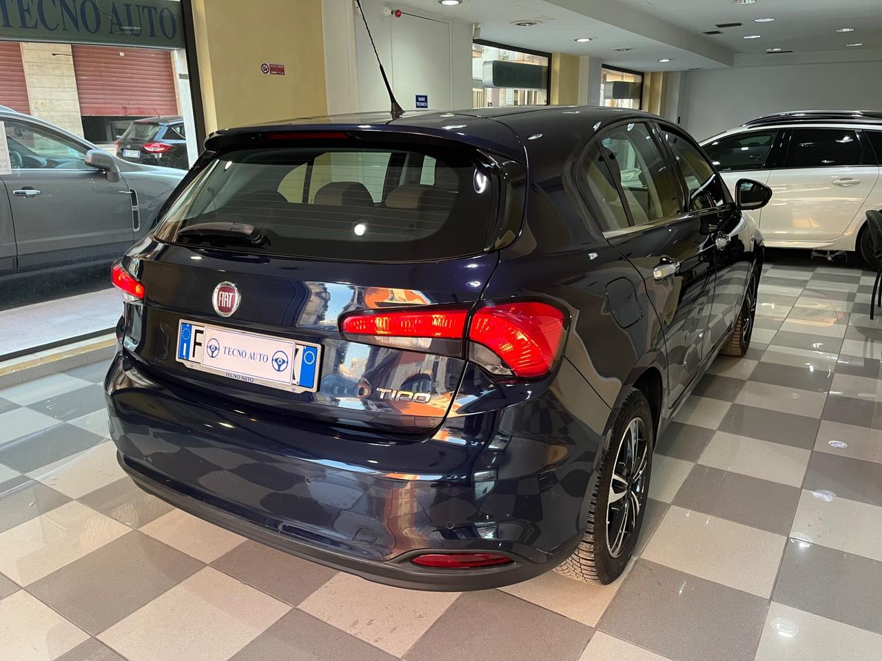 Fiat Tipo 1.6 Mjt S&S 5 porte Lounge