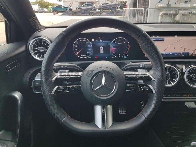 Mercedes-Benz Classe A A 180 d AMG Line Premium auto