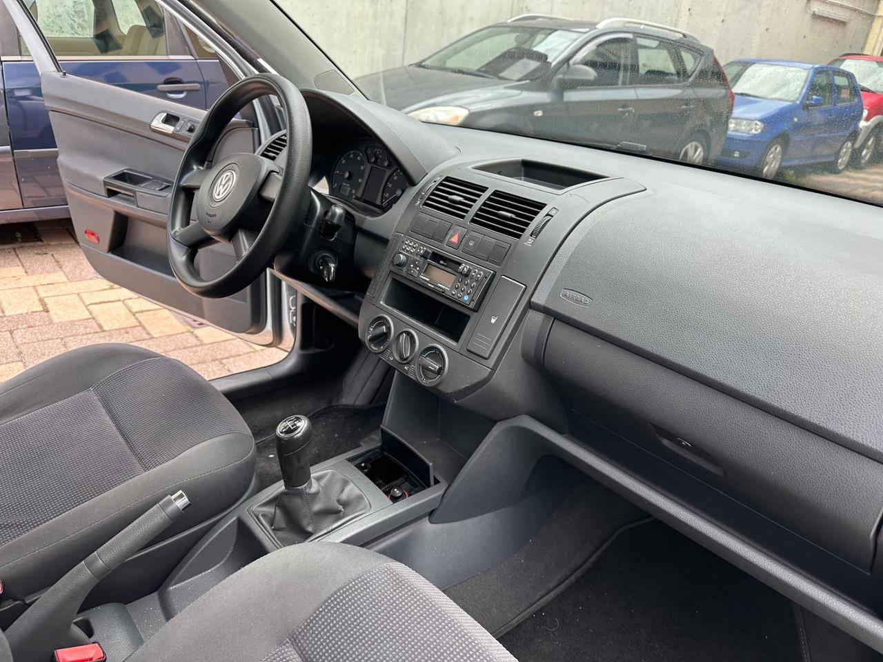 Volkswagen Polo 1.4/75CV 5p. - ok neopatentati