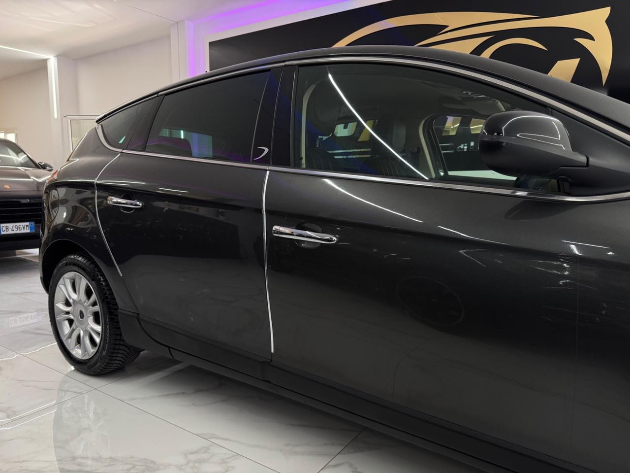 Lancia Delta 1.6 MJT Gold Full Opt
