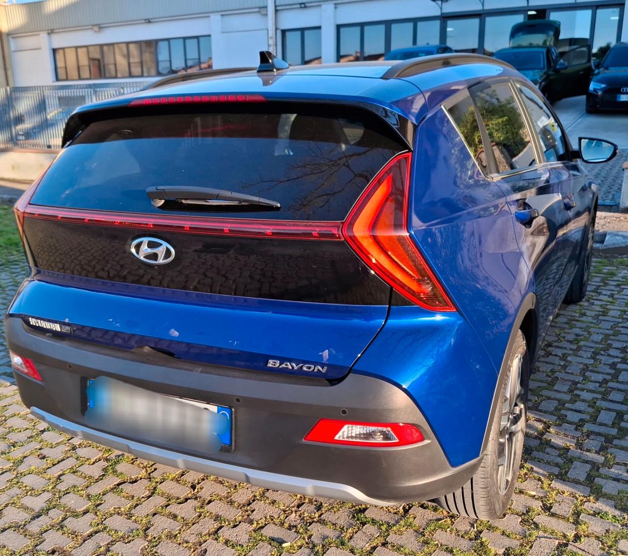 Hyundai bayon benzina hybrid automatica full optional