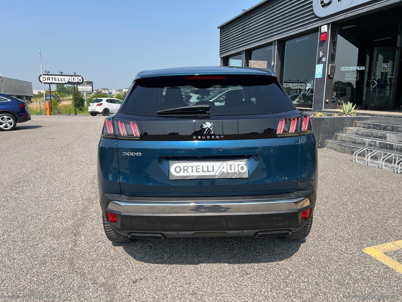 PEUGEOT 3008 PureTech Turbo 130 S&S EAT8 Allure IVA DEDUCIBILE
