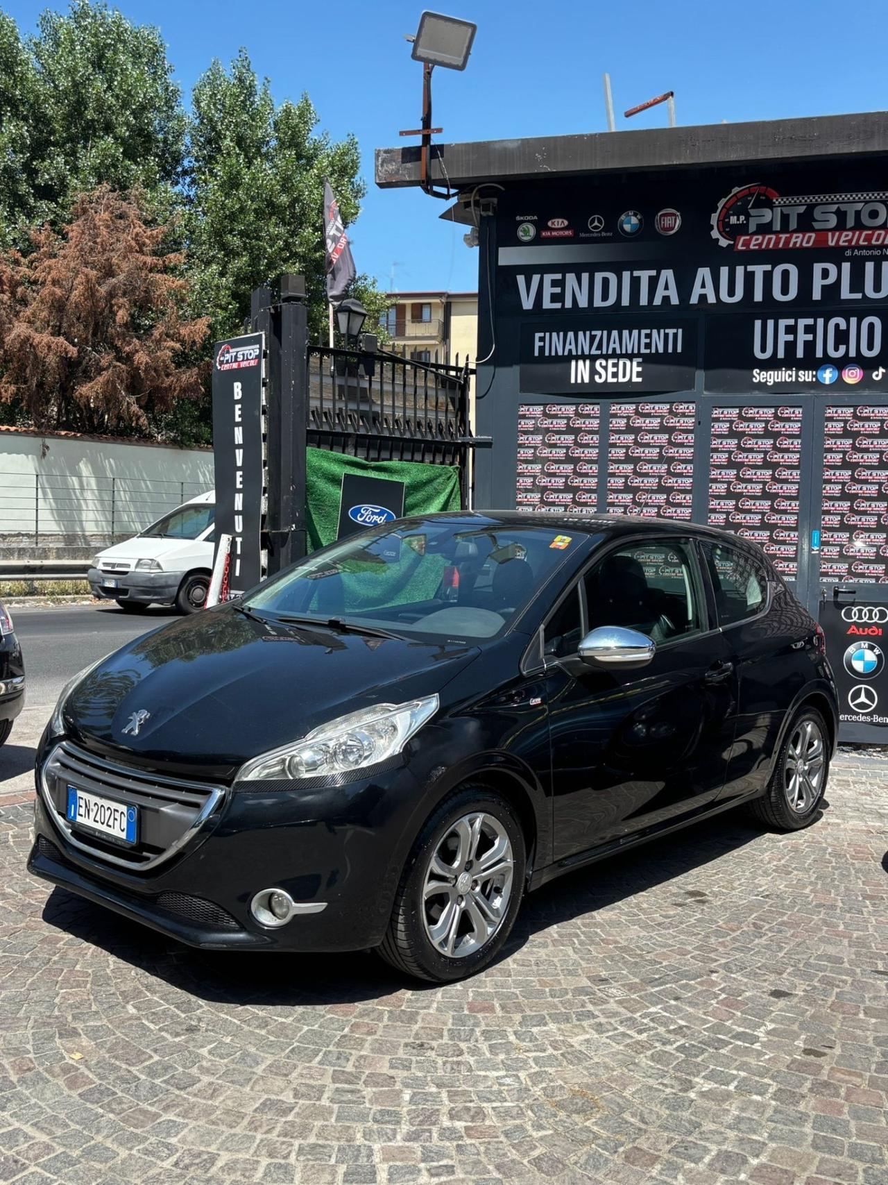 Peugeot 208 1.2 VTi 82 CV 3 porte Allure