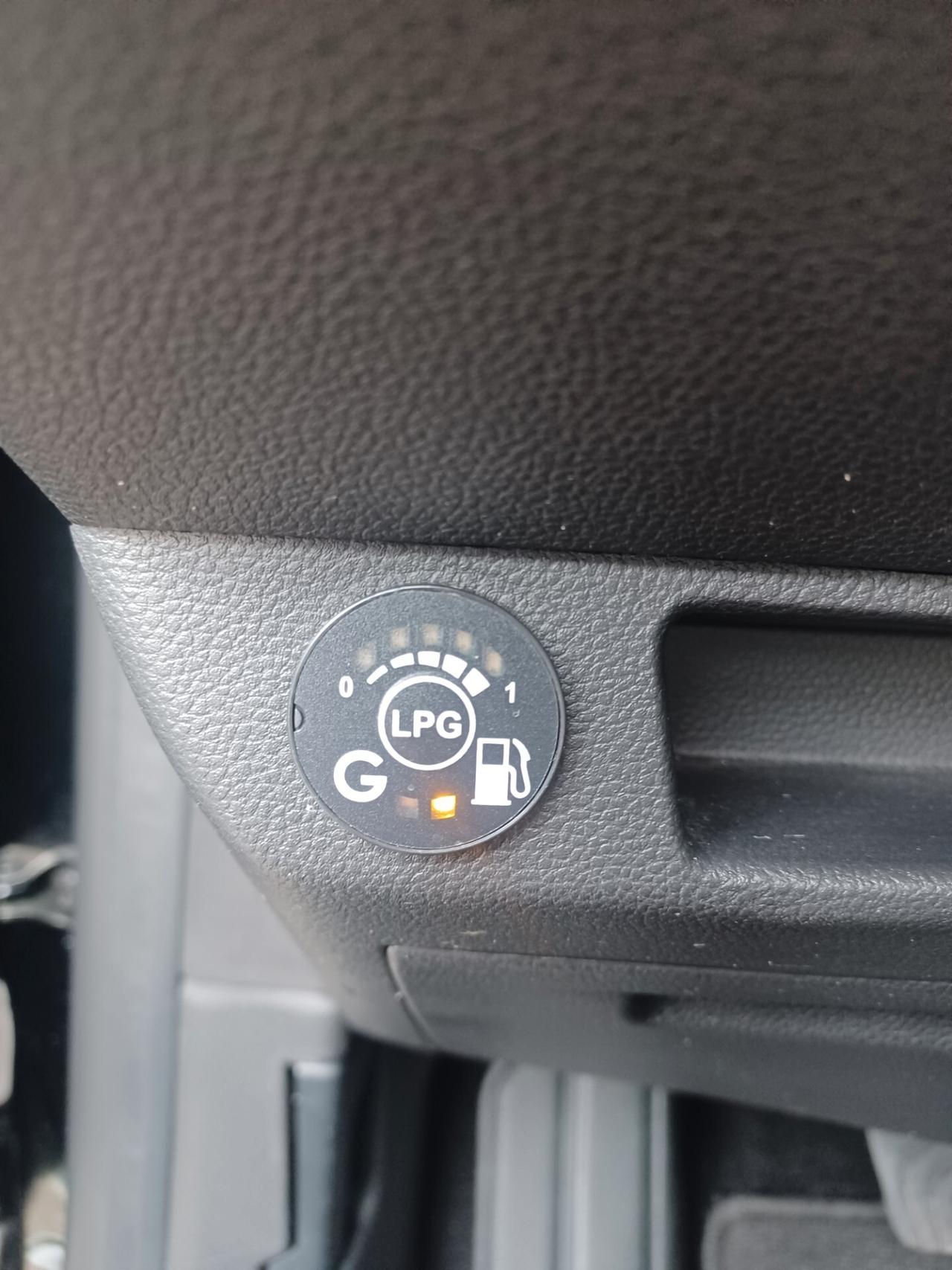 Renault Clio TCe GPL 5 porte Intense 2022