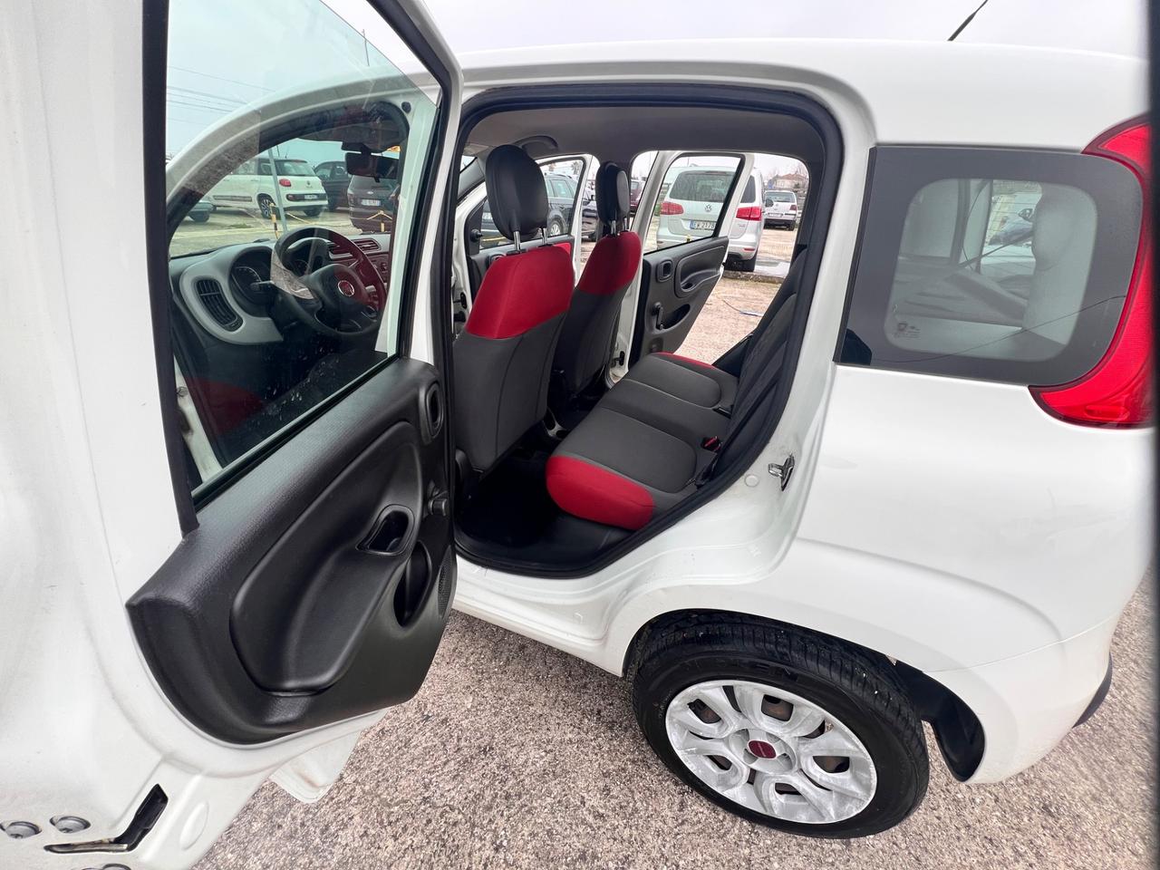 Fiat Panda 0.9 TwinAir Turbo Natural Power Lounge