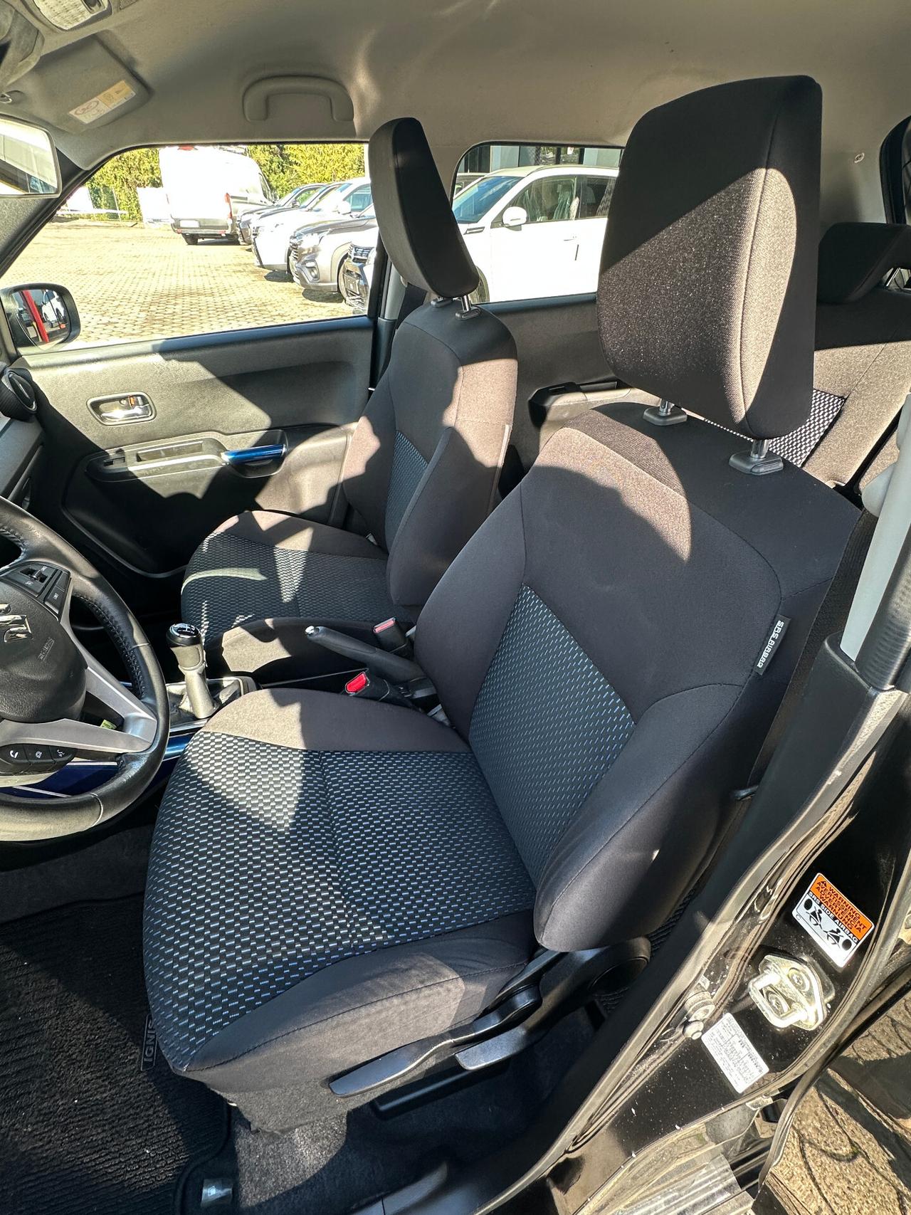 Suzuki Ignis 1.2 Hybrid Top