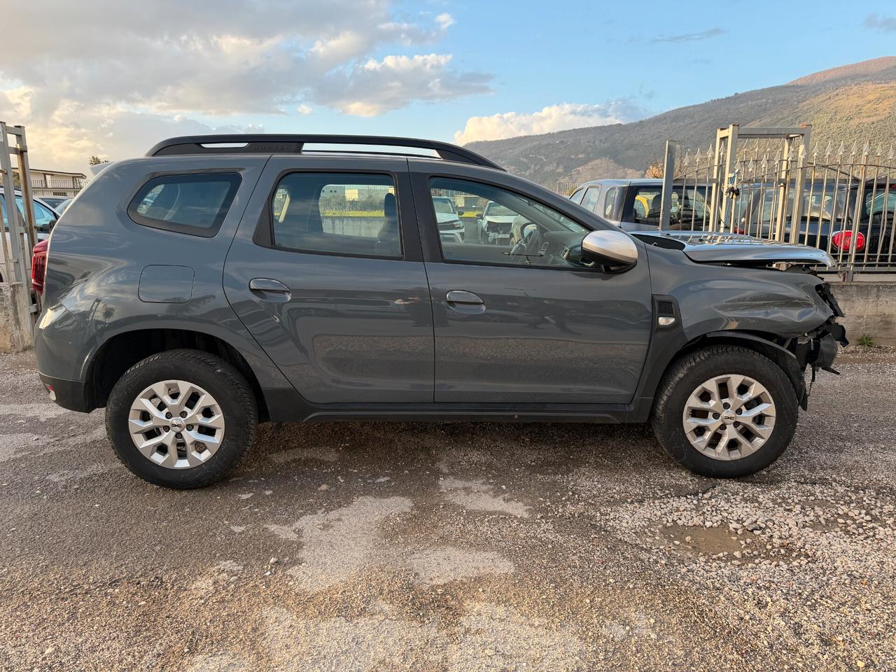 DACIA DUSTER 2023 1.5 DIESEL 116 CV *SINISTRATA