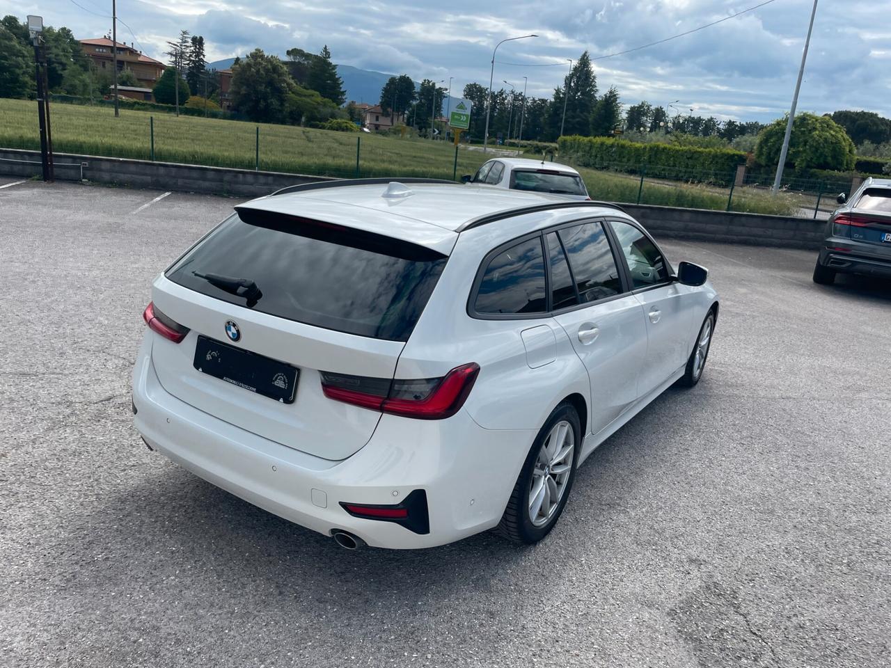Bmw 318d 48V Touring Sport Cam. Aut.