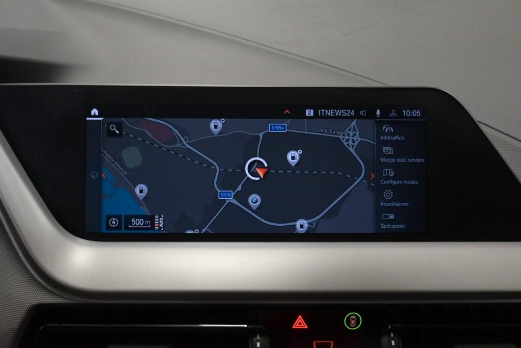 BMW 116D 115CV 6M. BUSINESS ADVANTAGE ( FARI LED - BMW DIGITAL COCKPIT - CRUISE - NAVI - MIRROR - PDC )