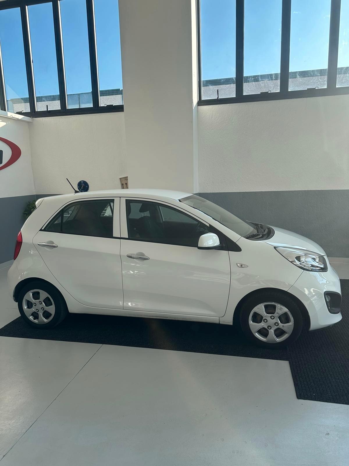 Kia Picanto 1.0 12V 5 porte Glam
