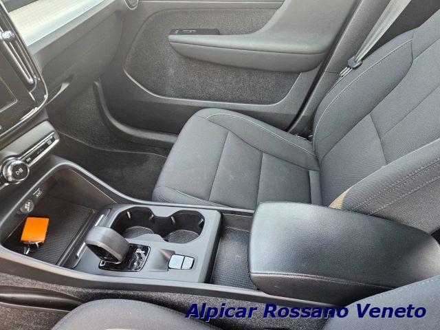 VOLVO XC40 T4 Recharge Plug-in Hybrid Inscription Expression