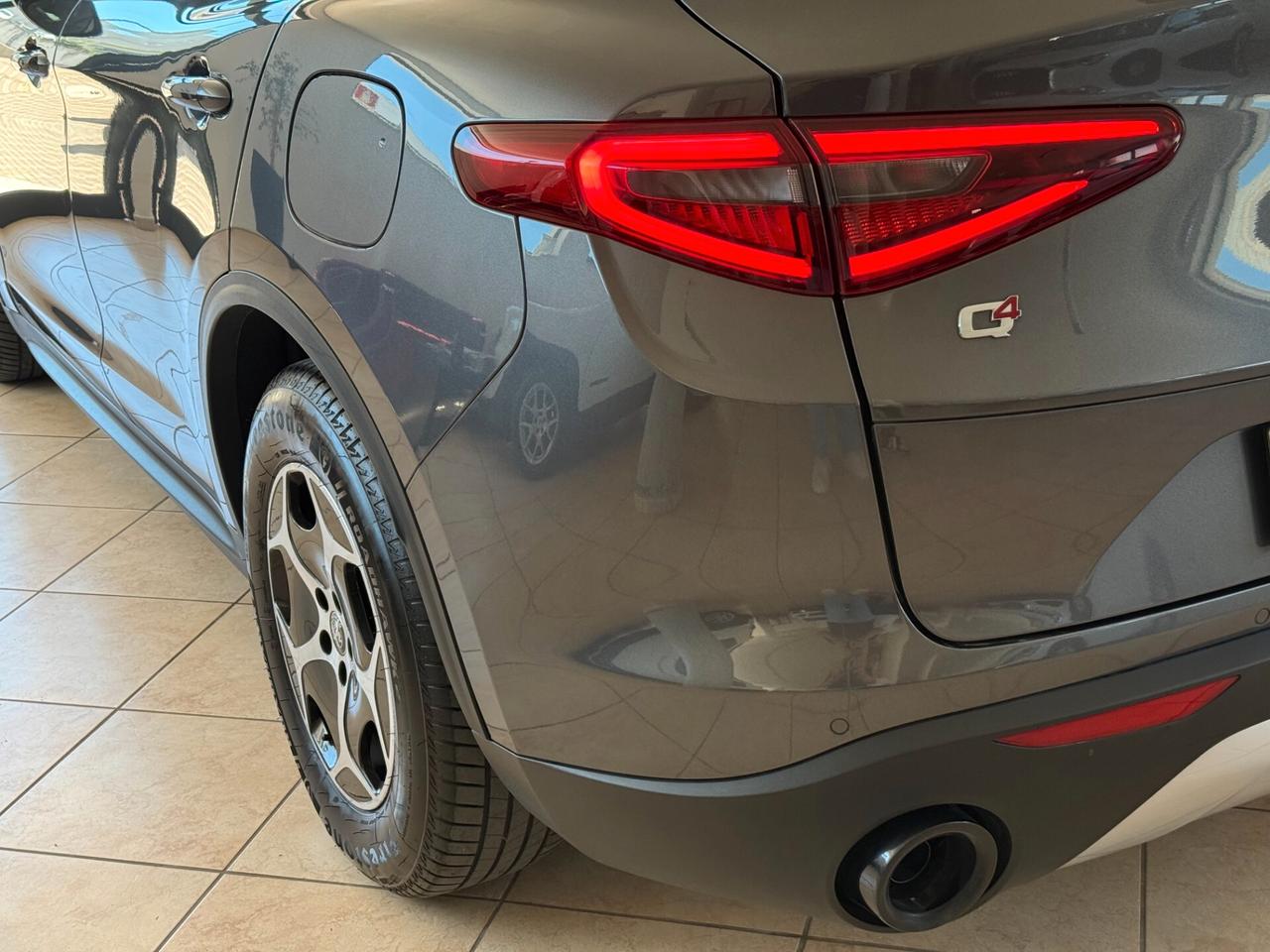 Stelvio 2.2 Turbodiesel 190 CV AT8 Q4 Business