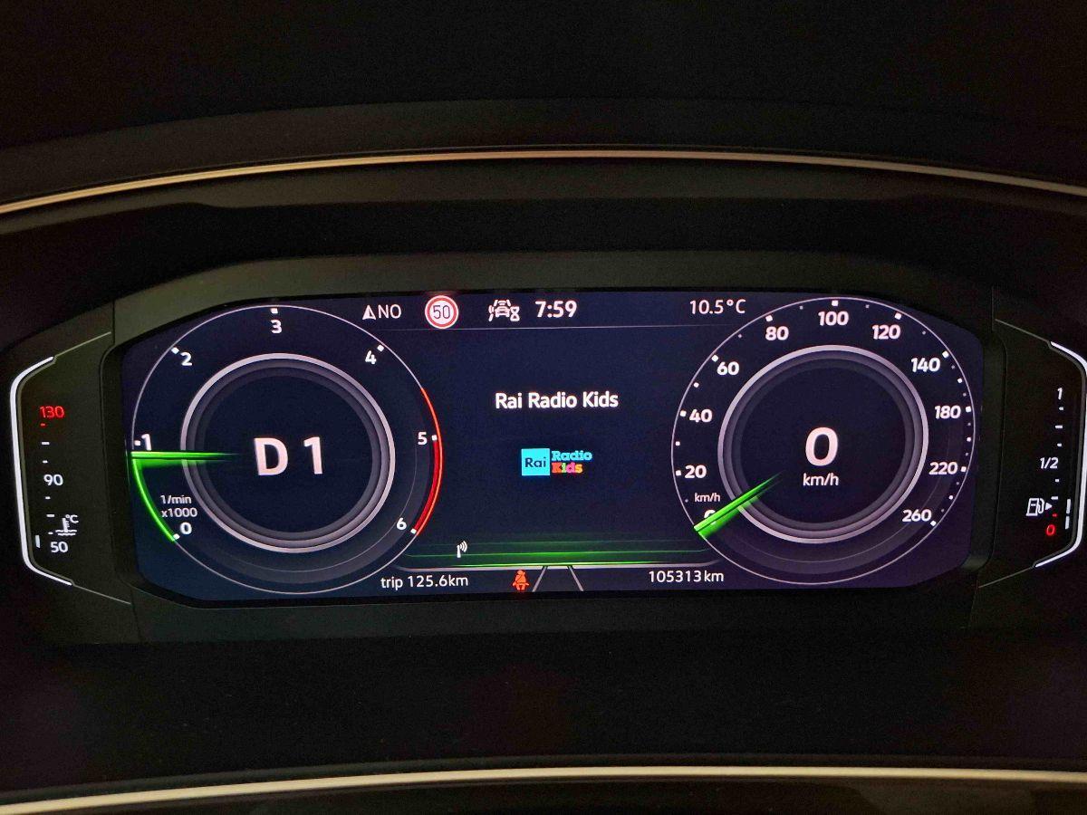 VOLKSWAGEN Tiguan 2.0 TDI DSG - VIRTUAL COCKPIT - APPLE - MATRIX - GAR.24 MESI