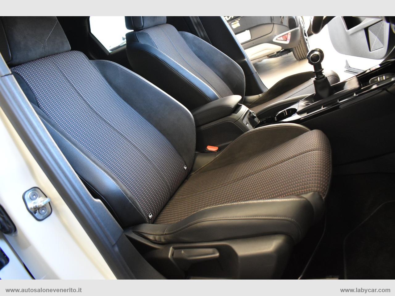 DS AUTOMOBILES DS 3 Crossback BlueHDi 100 Perform. Line